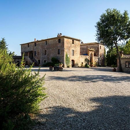 Agriturismo Pometti - Fattoria La Selva เตรกวานดา ภายนอก รูปภาพ