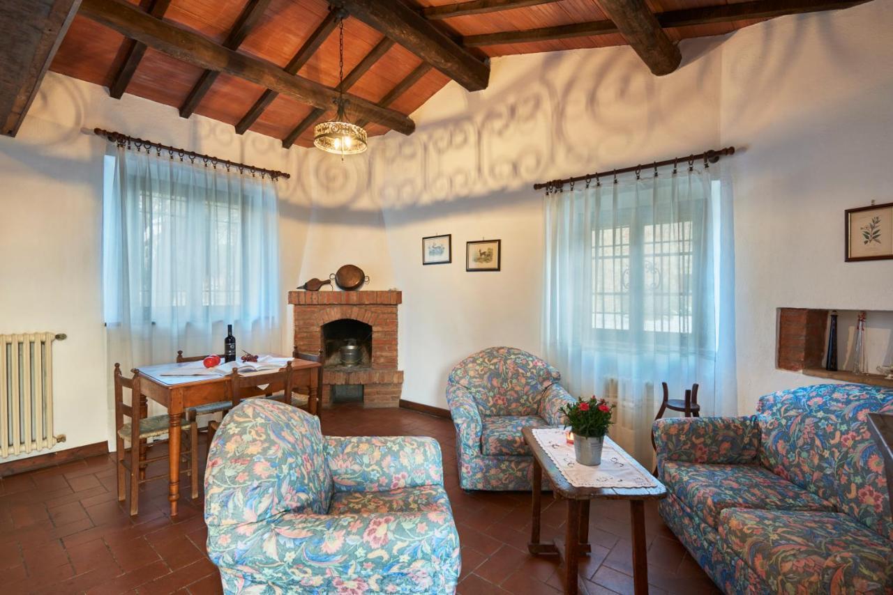 Agriturismo Pometti - Fattoria La Selva เตรกวานดา ภายนอก รูปภาพ