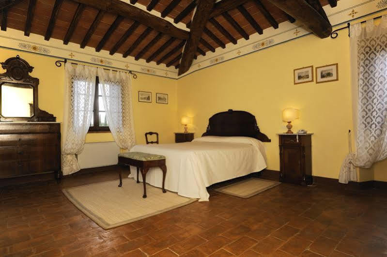 Agriturismo Pometti - Fattoria La Selva เตรกวานดา ภายนอก รูปภาพ