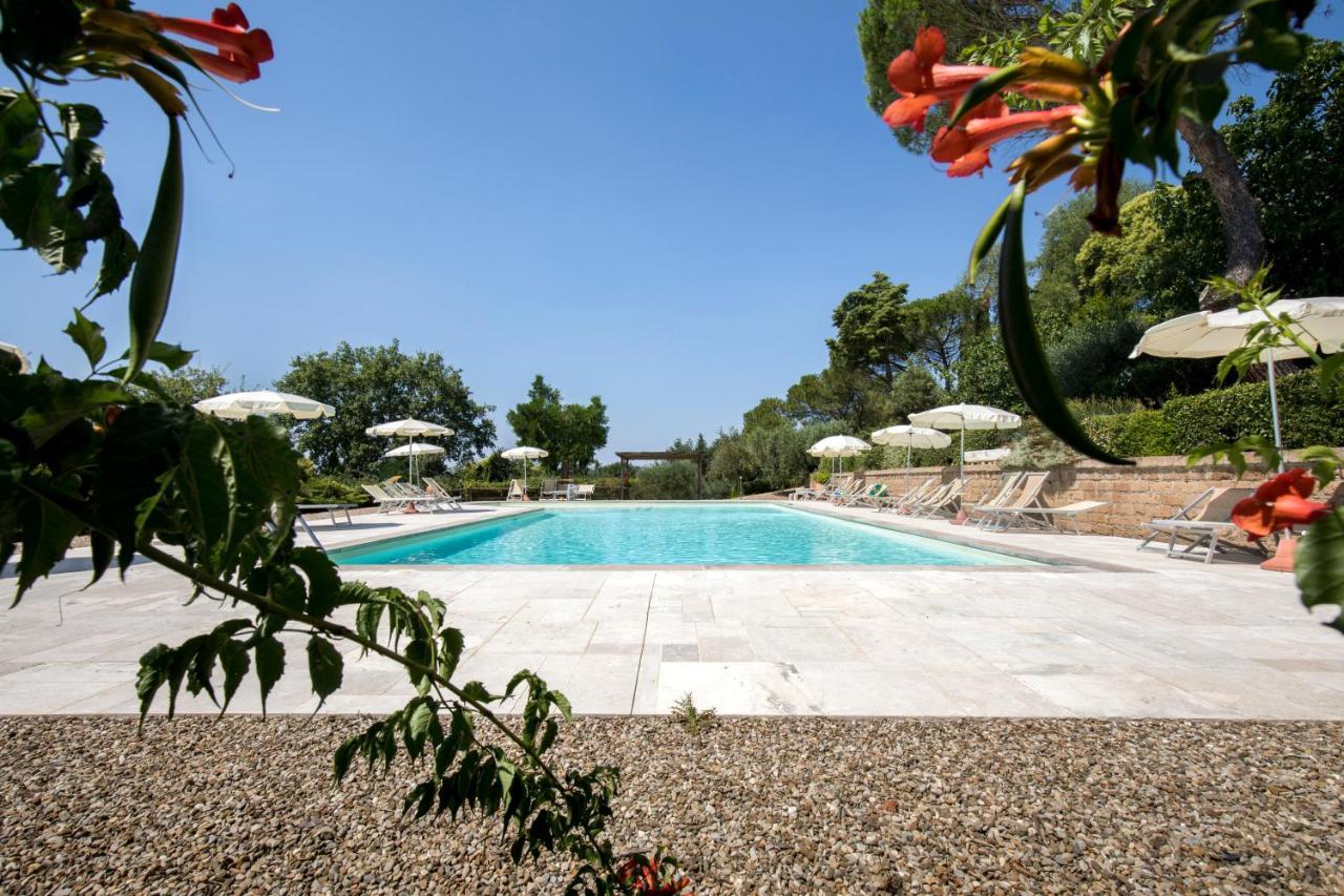 Agriturismo Pometti - Fattoria La Selva เตรกวานดา ภายนอก รูปภาพ