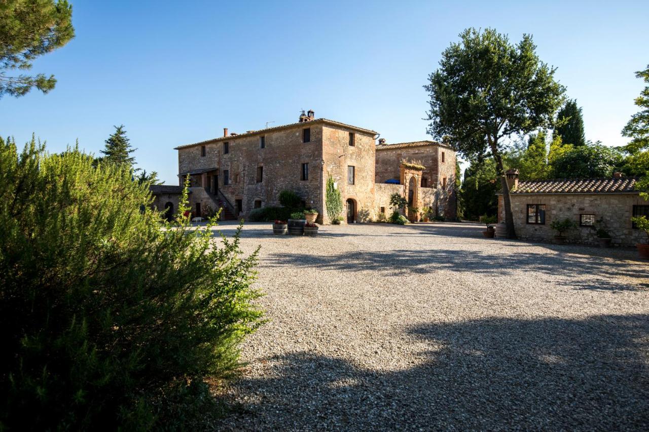 Agriturismo Pometti - Fattoria La Selva เตรกวานดา ภายนอก รูปภาพ