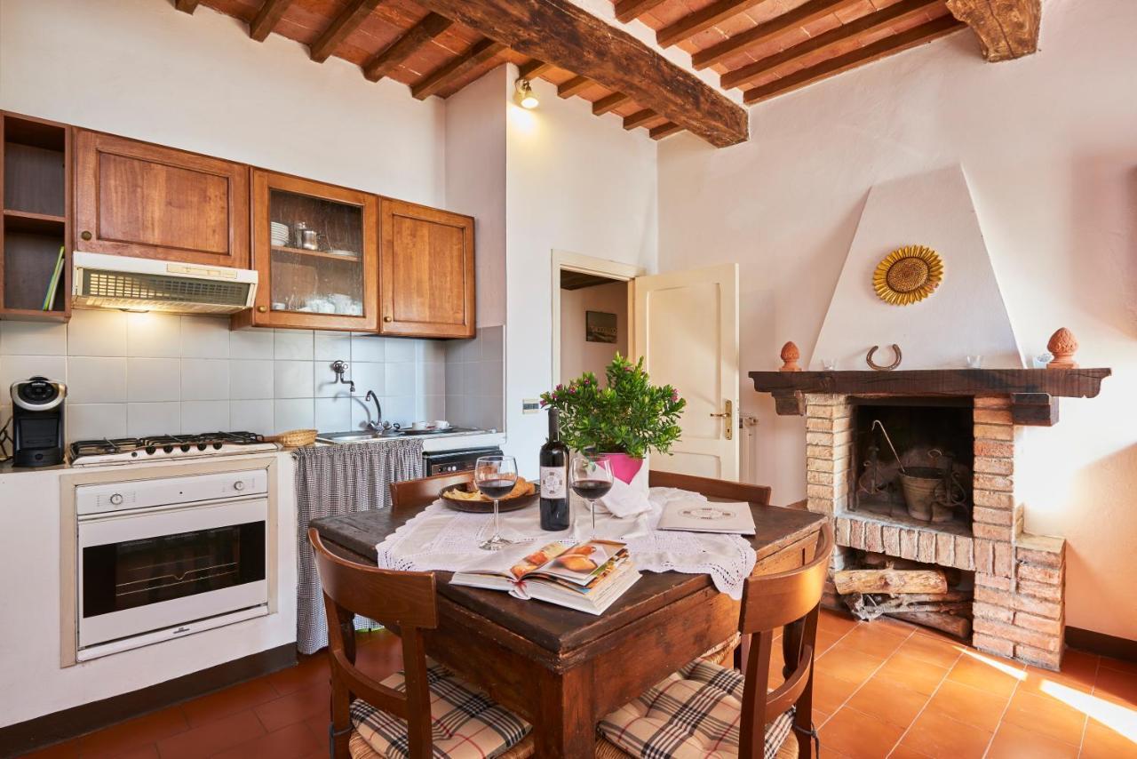 Agriturismo Pometti - Fattoria La Selva เตรกวานดา ภายนอก รูปภาพ